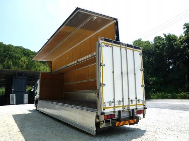 Mitsubishi GREAT 2019-07 8332056-18