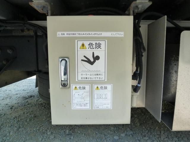 Mitsubishi GREAT 2019-07 8332056-19