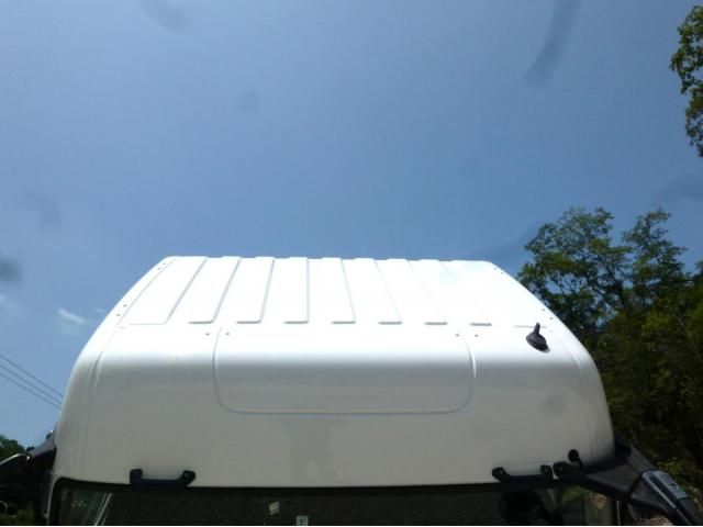 Mitsubishi GREAT 2019-07 8332056-6