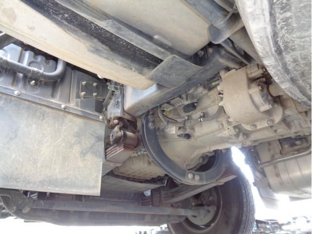 Mitsubishi GREAT 2021-04 8332052-15