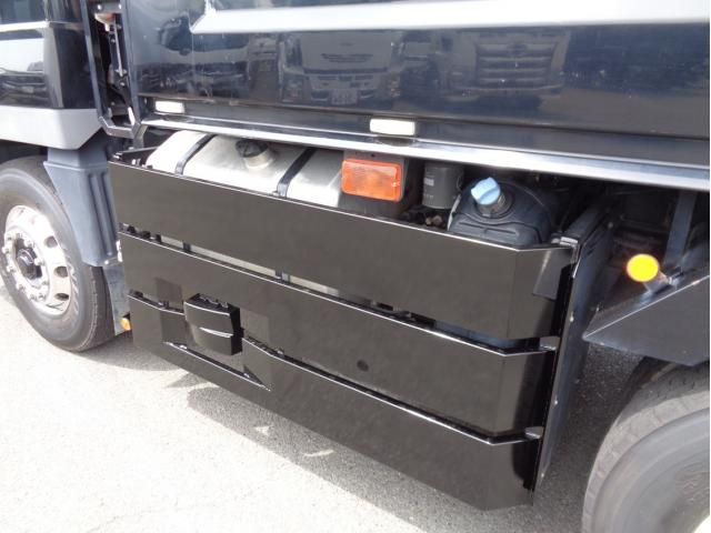 Mitsubishi GREAT 2021-04 8332052-17