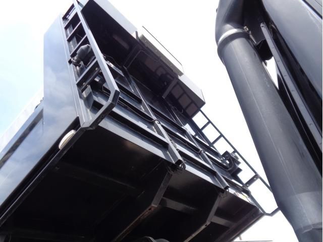 Mitsubishi GREAT 2021-04 8332052-8