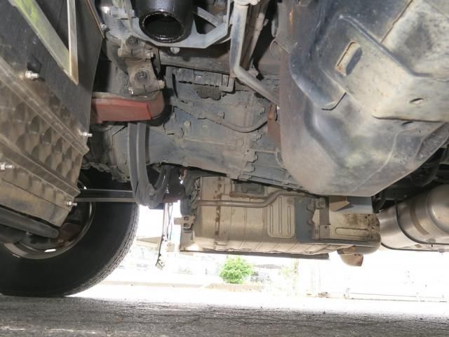 Mitsubishi GREAT 2018-02 8332058-24