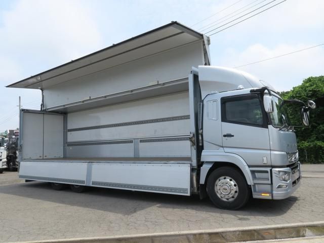 Mitsubishi GREAT 2018-02 8332058-8