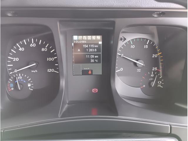 Mitsubishi GREAT 2023-01 8332031-28