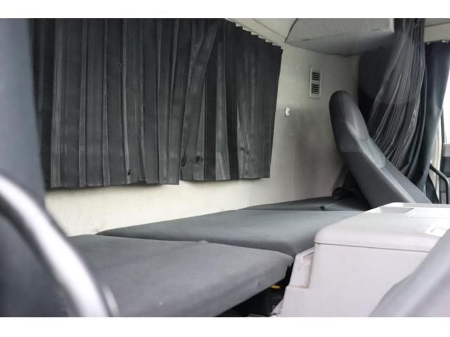 Mitsubishi GREAT 2021-05 8332046-18