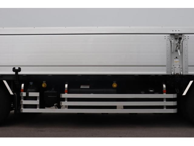 Mitsubishi GREAT 2021-05 8332046-26