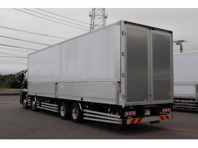 Mitsubishi GREAT 2021-05 8332046-3