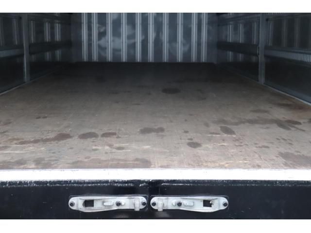 Mitsubishi GREAT 2021-05 8332046-7