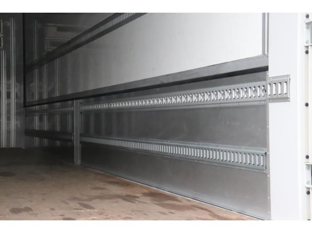 Mitsubishi GREAT 2021-05 8332046-8