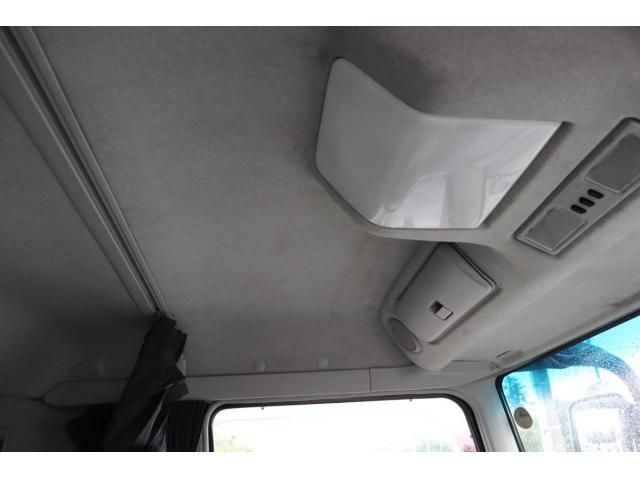 Mitsubishi GREAT 2017-10 8332054-24