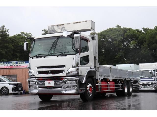Mitsubishi GREAT 2017-10 8332054-2