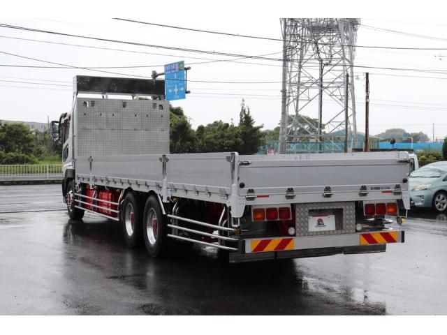 Mitsubishi GREAT 2017-10 8332054-3