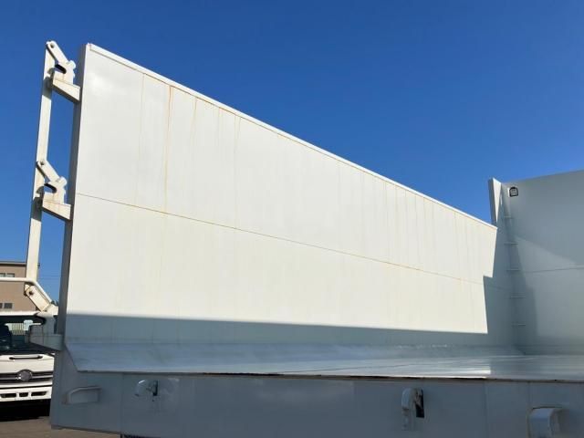 Mitsubishi GREAT 2025-05 8332042-10