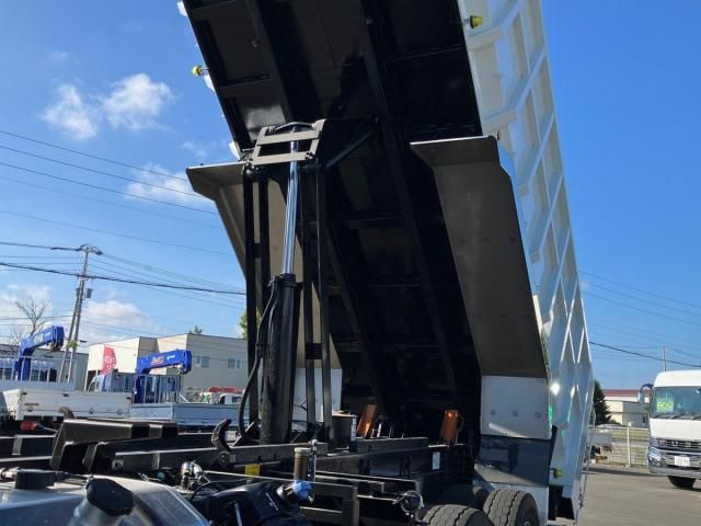 Mitsubishi GREAT 2025-05 8332042-15