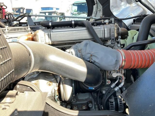 Mitsubishi GREAT 2025-05 8332042-19