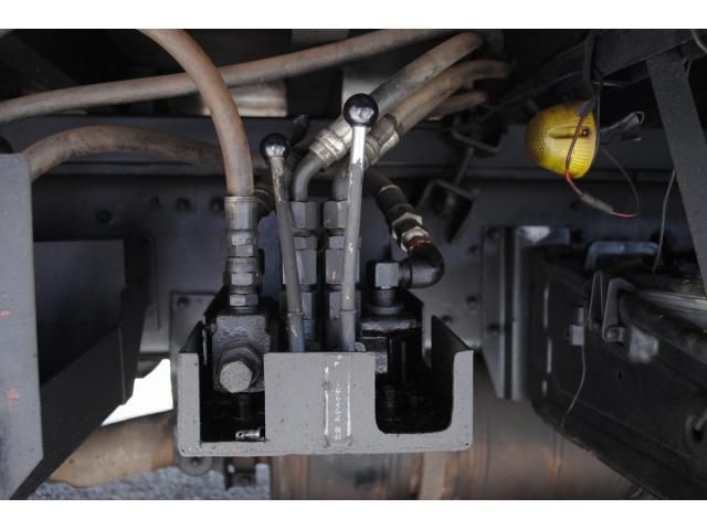 Mitsubishi GREAT 2006-09 8332059-24