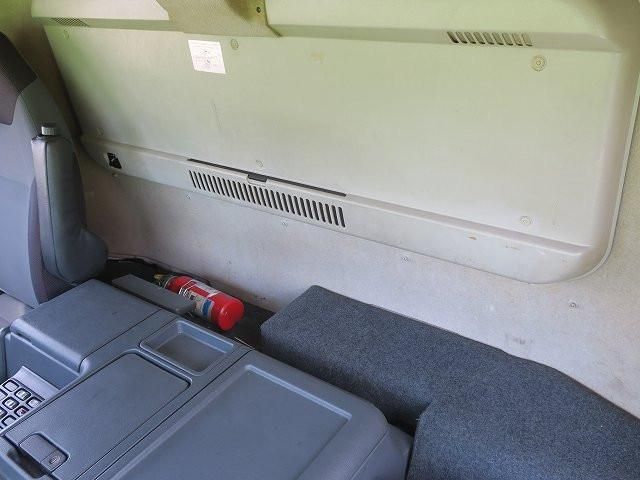 Mitsubishi GREAT 2014-08 8332065-22
