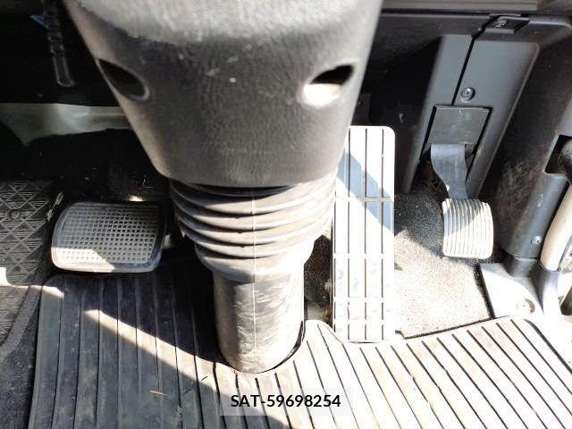 Mitsubishi GREAT 2021-05 8355690-8