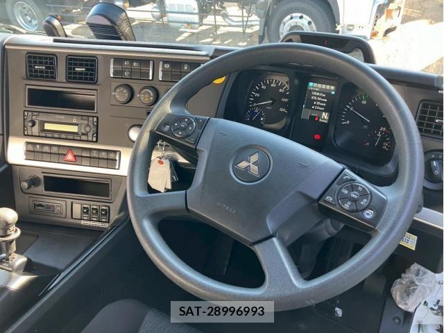 Mitsubishi GREAT 2023-08 8355692-20