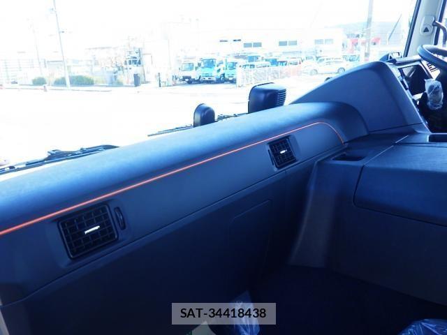 Mitsubishi GREAT 2026-03 8369085-25