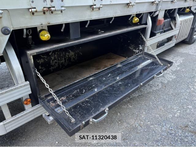 Mitsubishi GREAT 2021-06 8369086-24