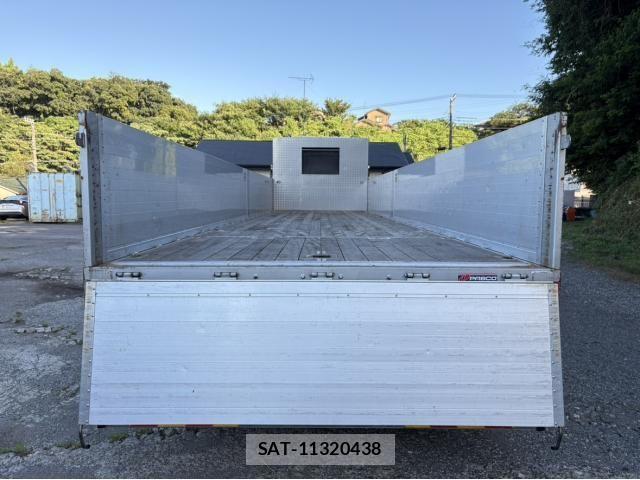Mitsubishi GREAT 2021-06 8369086-8
