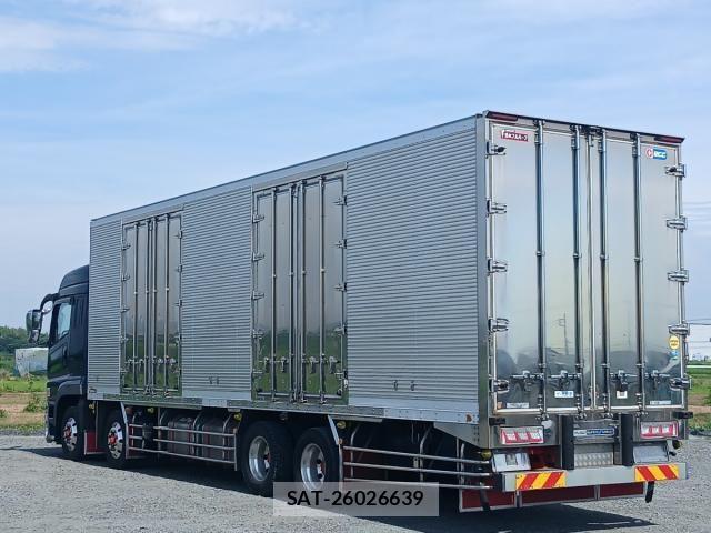 Mitsubishi GREAT 2022-01 8415218-12