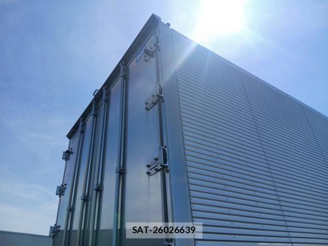 Mitsubishi GREAT 2022-01 8415218-23