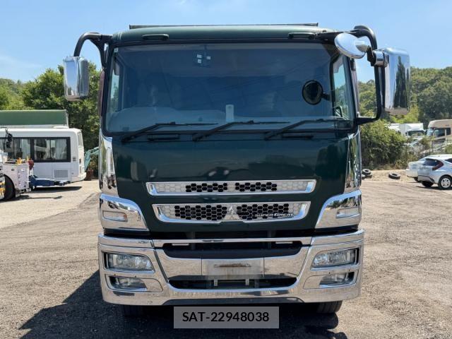 Mitsubishi GREAT 2016-01 8415221-3