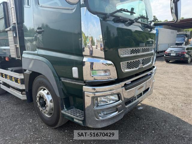 Mitsubishi GREAT 2016-01 8415222-15