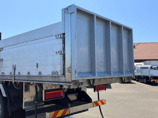 Mitsubishi GREAT 2021-08 8431829-12