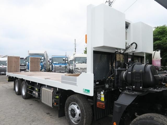 Mitsubishi GREAT 2026-05 8431828-10