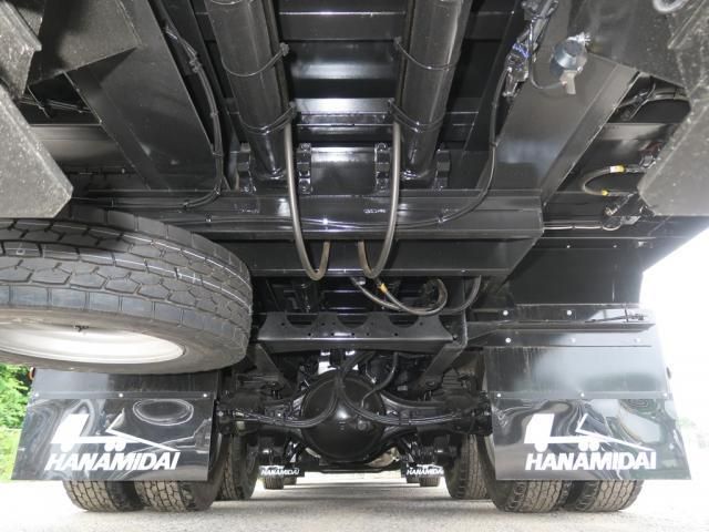 Mitsubishi GREAT 2026-05 8431828-18