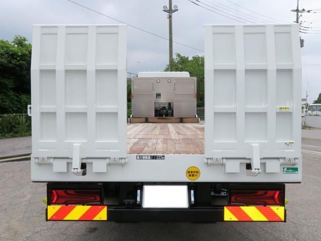 Mitsubishi GREAT 2026-05 8431828-6
