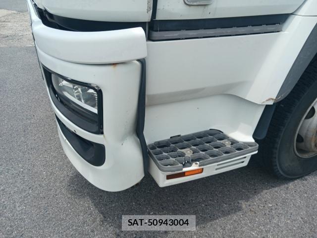 Mitsubishi GREAT 2017-01 8458550-5