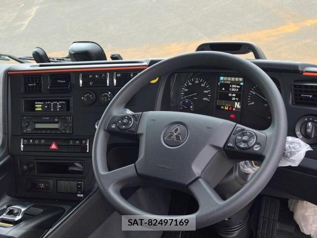 Mitsubishi GREAT 2026-05 8527586-20