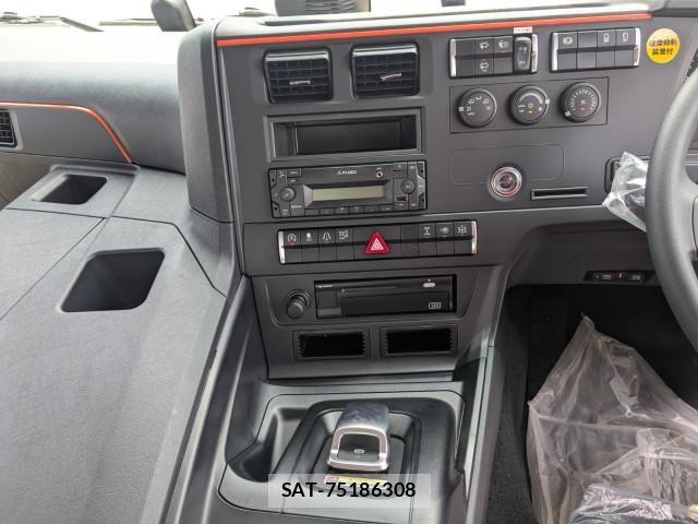 Mitsubishi GREAT 2026-04 8527583-22