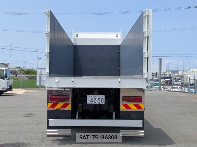 Mitsubishi GREAT 2026-04 8527583-7