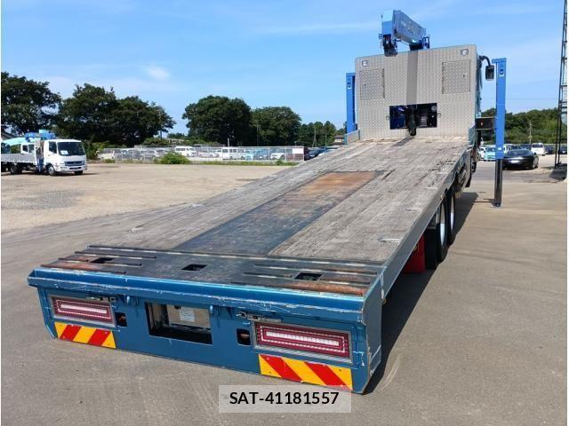 Mitsubishi GREAT 2019-10 8528564-9