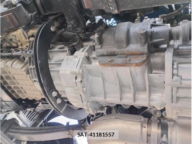 Mitsubishi GREAT 2019-10 8528564-19