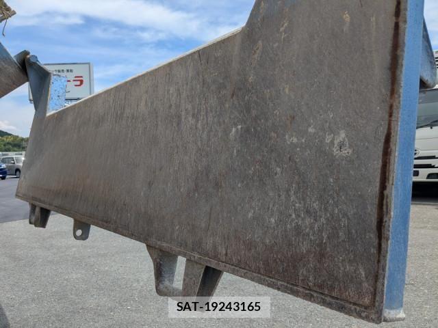 Mitsubishi GREAT 2019-12 8527594-10
