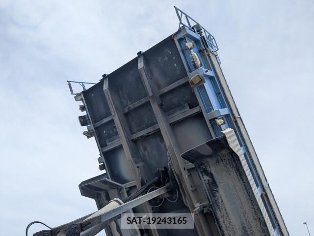 Mitsubishi GREAT 2019-12 8527594-16