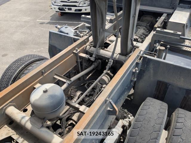 Mitsubishi GREAT 2019-12 8527594-27