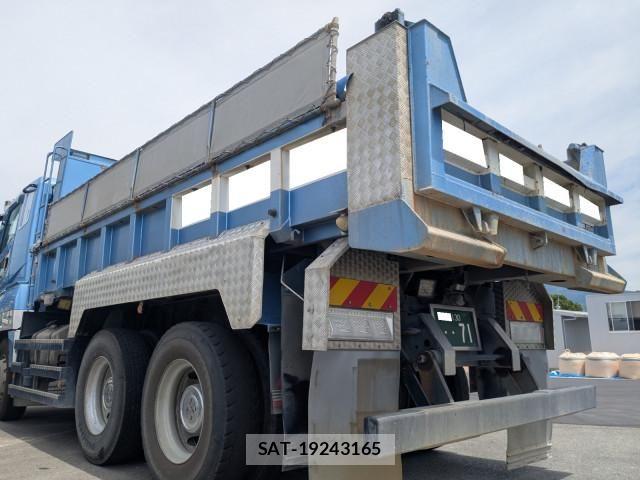 Mitsubishi GREAT 2019-12 8527594-5