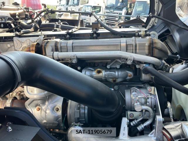 Mitsubishi GREAT 2026-04 8527580-20