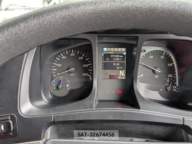 Mitsubishi GREAT 2024-06 8527592-12