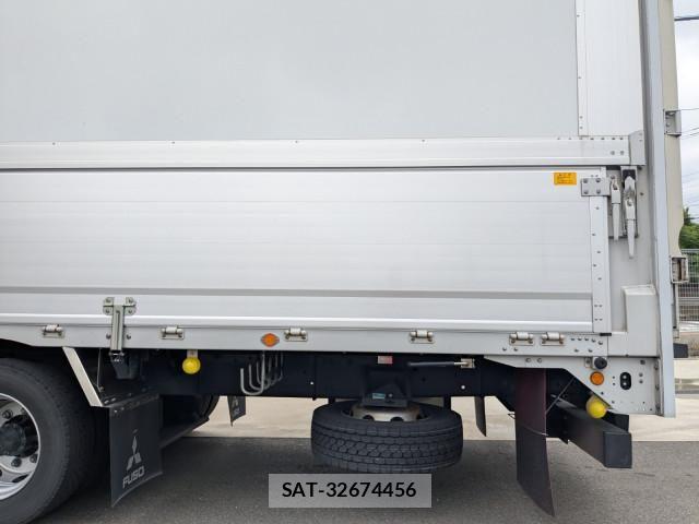 Mitsubishi GREAT 2024-06 8527592-27