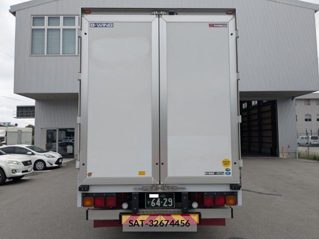 Mitsubishi GREAT 2024-06 8527592-4