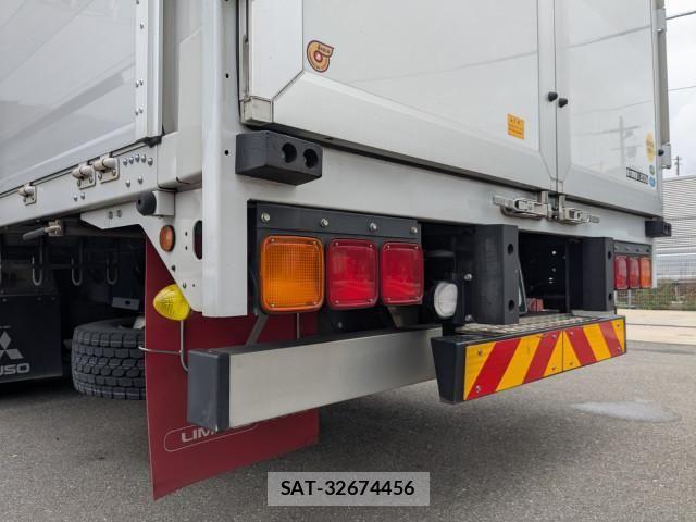Mitsubishi GREAT 2024-06 8527592-5